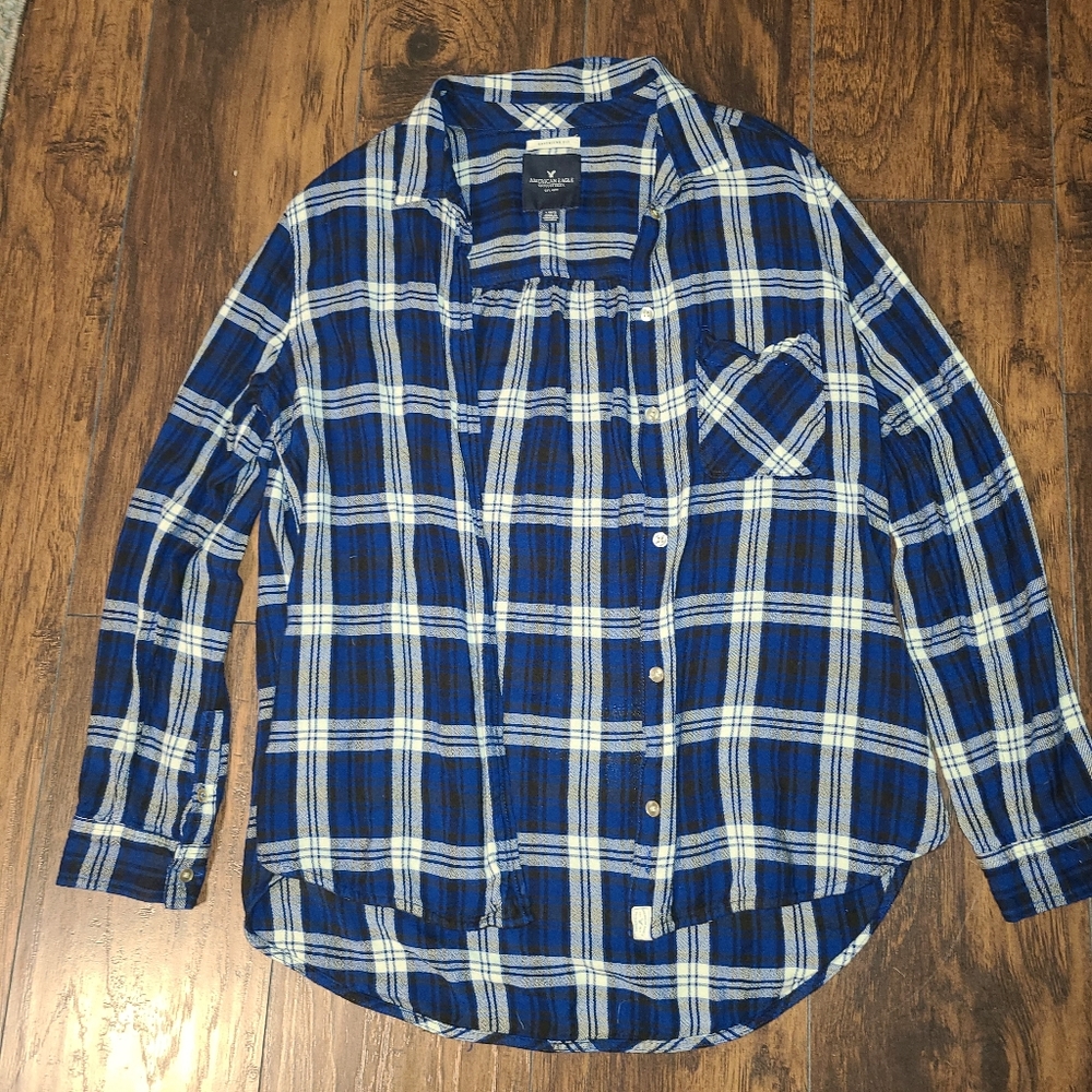 Women's American Eagle Button Down